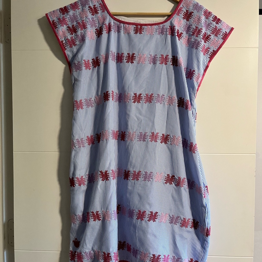 NWOT J Marie Embroidered Dress - Sz S